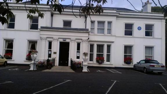 La Table - Merville House - Abel Mehablia