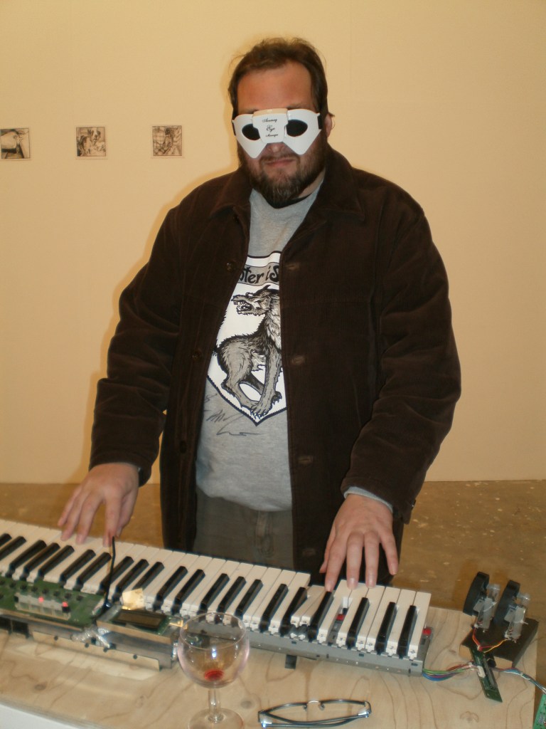  24a With David Mahons Electric Organ