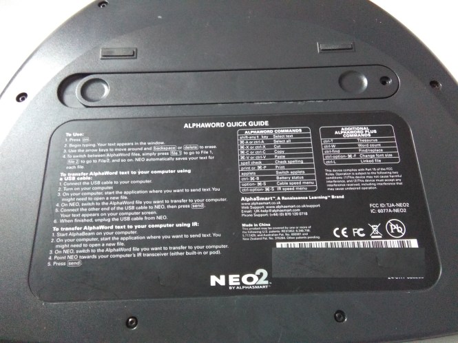 The backside: easy instructions!